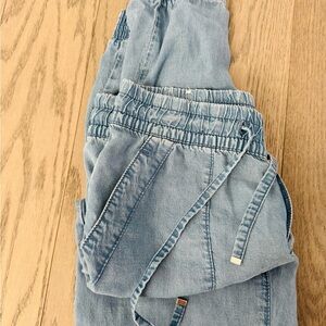 Light Blue Women's jogger Jean